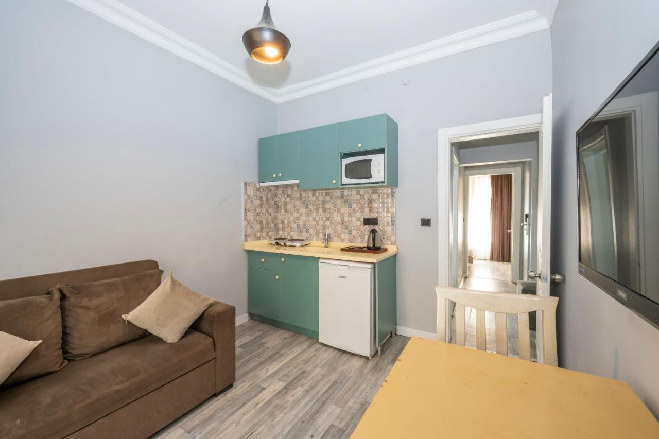 Cirrus Hotel